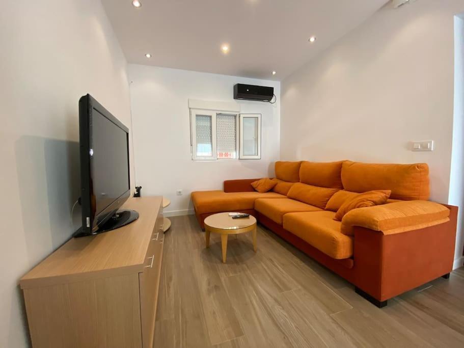 Central And Cozy Apartment In เซบีญา ภายนอก รูปภาพ